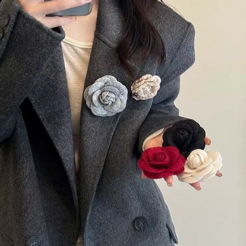 Camelia broche voor dames vintage wollen 3d bloem speld_voghion.com