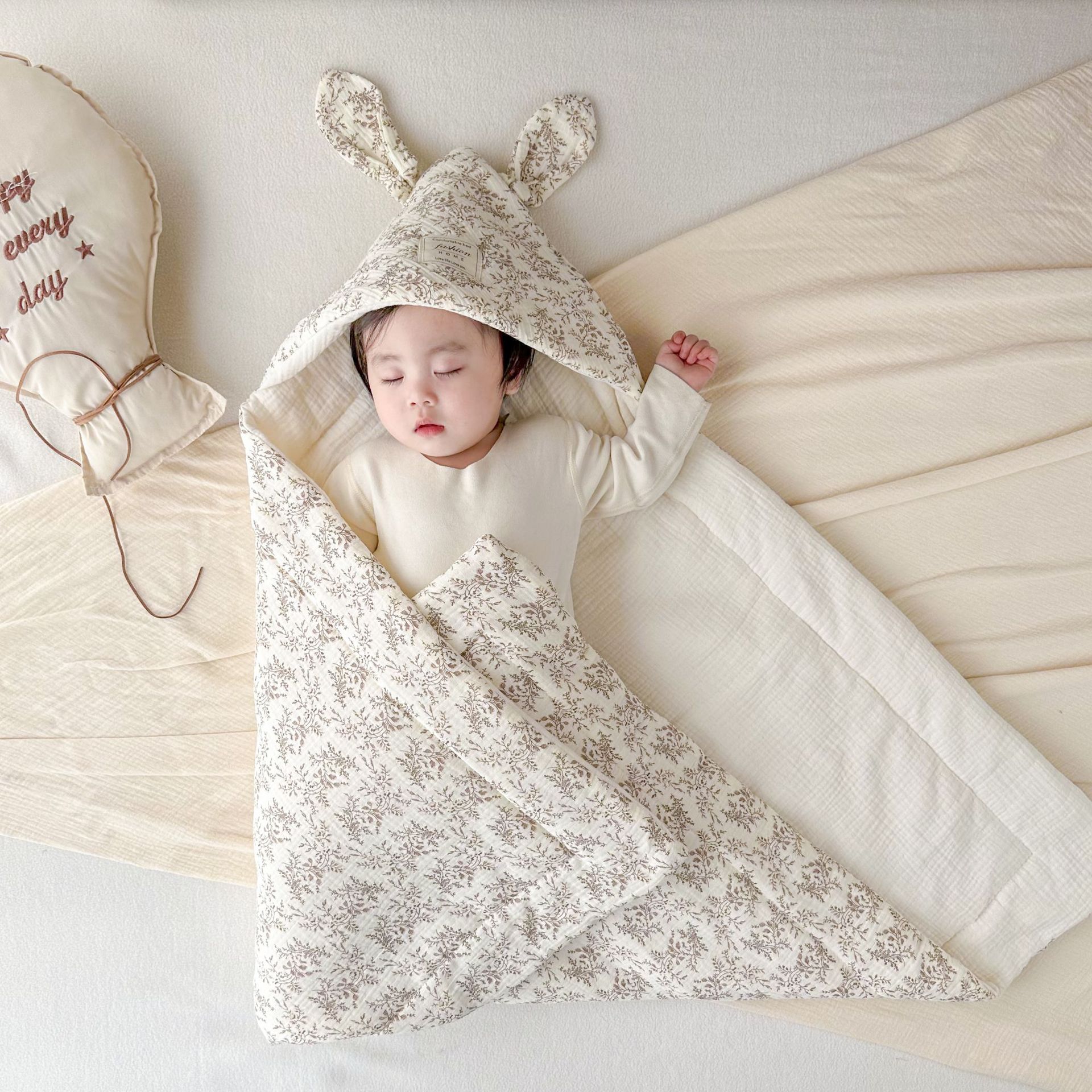 Cute Long Ears Gauze Baby Cushion Baby Newborn Cotton Cushion Blanket Newborn Baby's Birth Room Swaddling Coat
