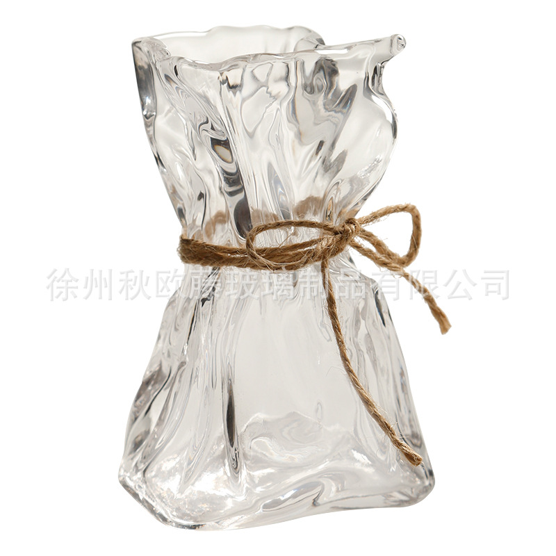 トルクの小さい花瓶の高級感の軽い豪華な装飾品のガラスの花瓶ins風の高い顔の値の水培の置物の卸売り