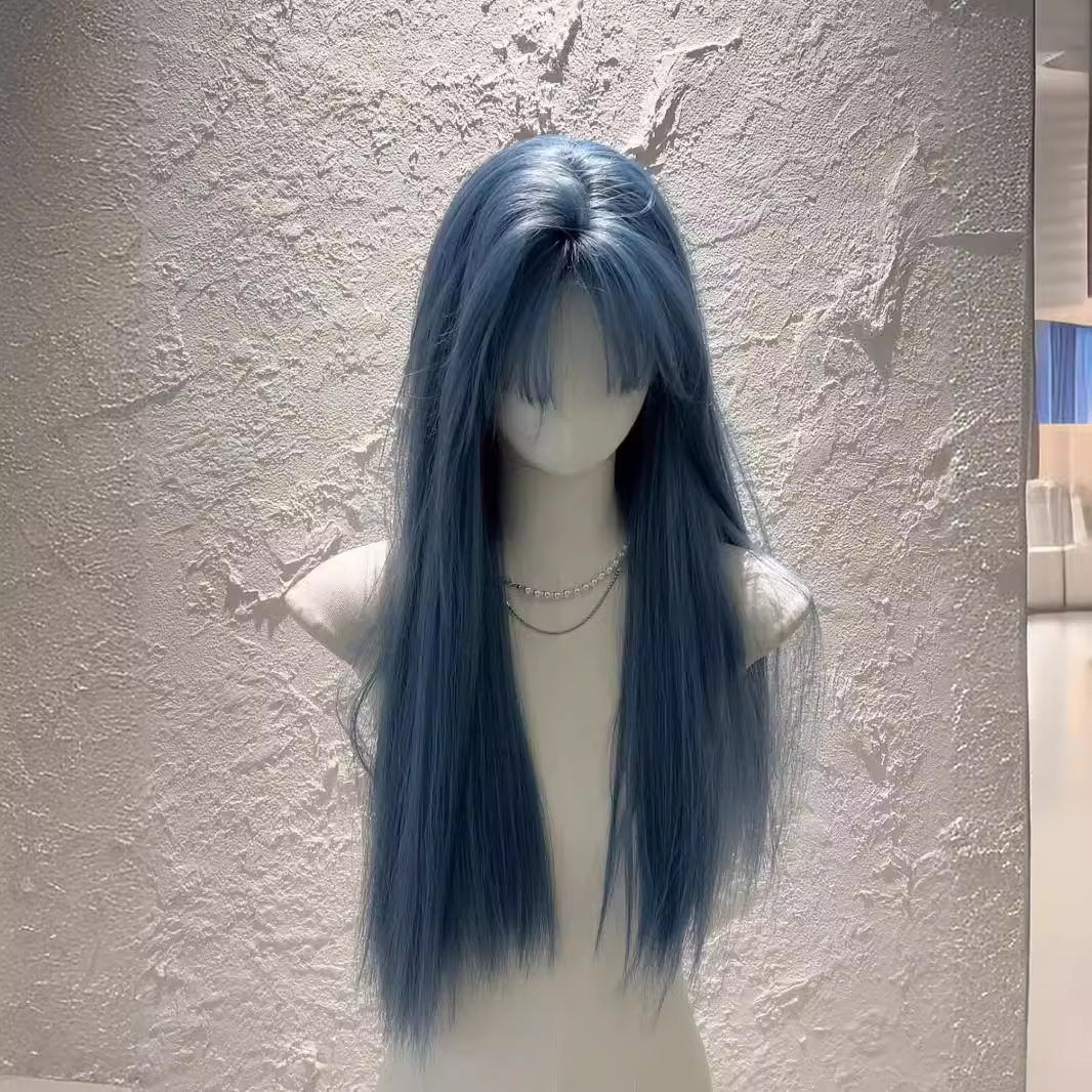 Parrucca blu Koni da donna - Parrucca lunga dall'aspetto naturale con frangia e capelli lisci per cosplay e moda