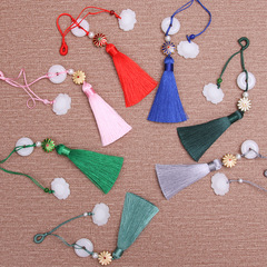 Chinese style tassel pendant, bag pendant, cheongsam and Hanfu placket, retro Hanfu waistband, women's brooch and tassels