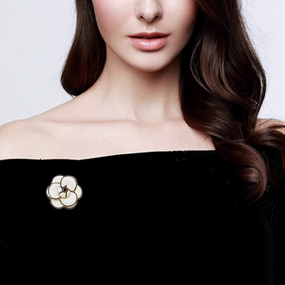 Style Camellia Brooch High-End: Yaxa sancaqları
