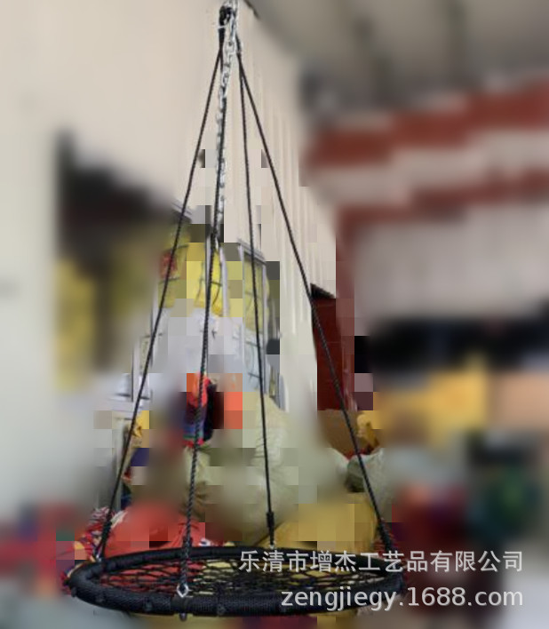 蛛网秋千实物图.jpg