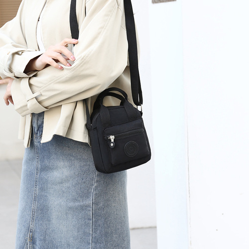 Women's versatile casual everyday travel crossbody bag with a sense of elegance, hand-held, washable, large capacity single-shoulder bag, new spring style