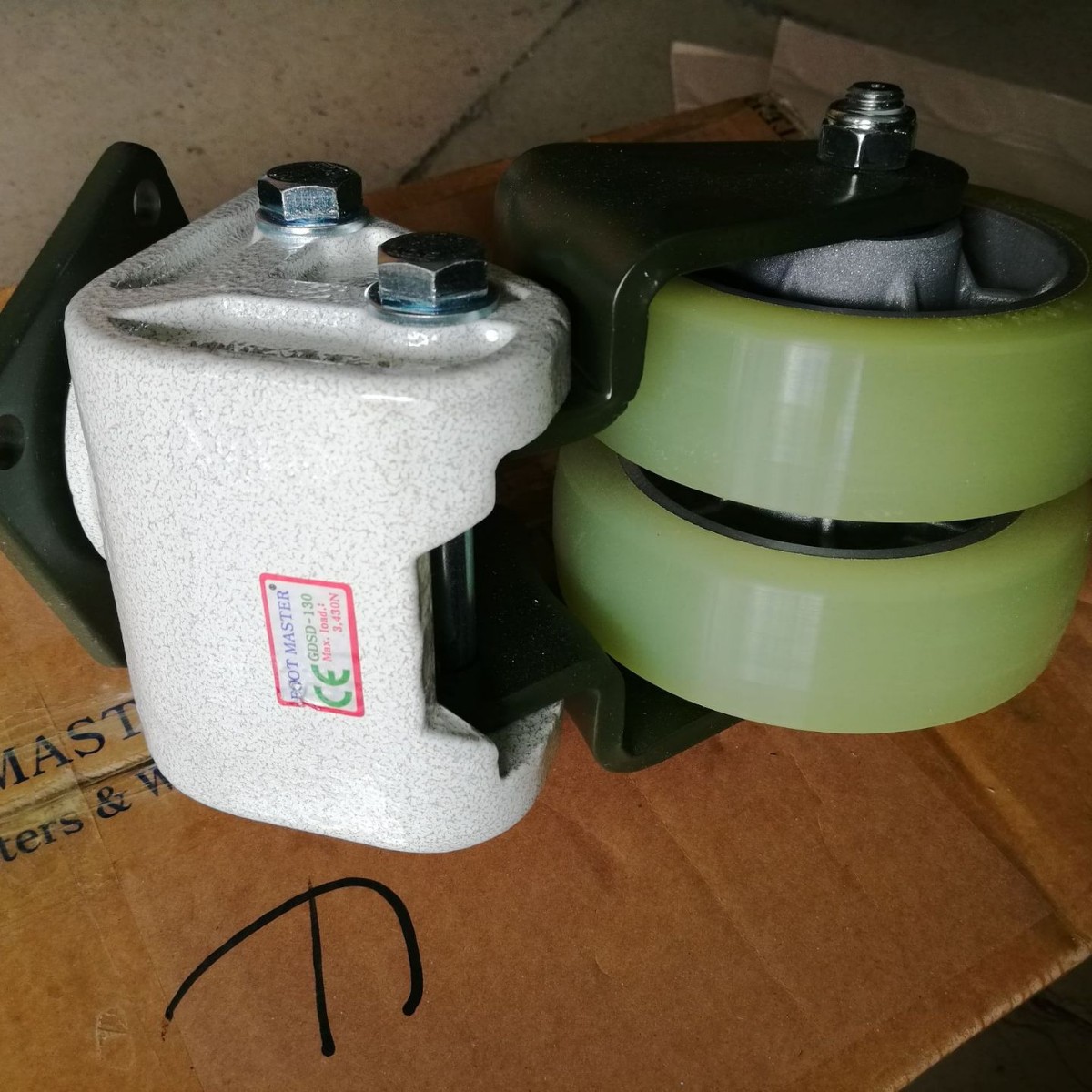 ��Ӧ����FOOTMASTETR���������������ͽ���G-DOK IND����