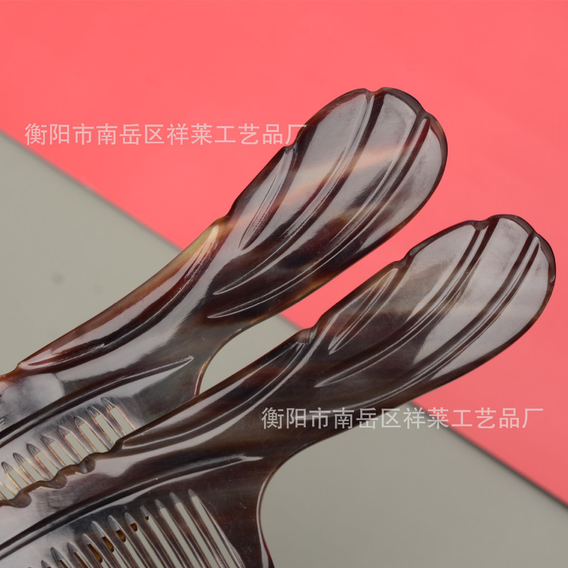 黒花牛角彫刻櫛黒牛角打花丸柄櫛牛角打花櫛彫刻花櫛黒花牛角|undefined