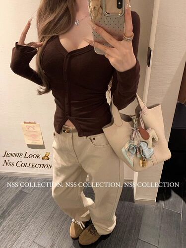 260g Cotton Modal V-neck Revealing Lock Bone Long-sleeve Collar Button Fitted Basic Top for Layering