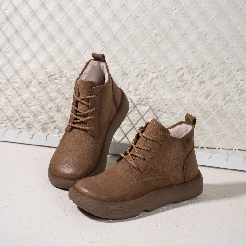 Travel Boots Autumn and Winter Women's 2025 New Genuine Leather Thick-Soled Fleece-Lined Short Boots Warm Cotton Boots Women's Factory Direct Sales