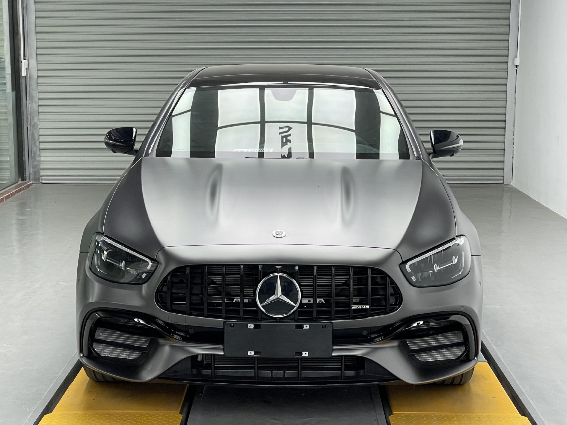 Applicable to Mercedes-Benz E-Class W213 Early Change, Late Change, Old Change, New 16-20 Change, 23 E63amg Encircling Front Bar Middle Net