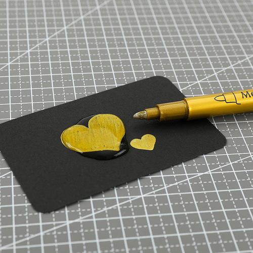 Guangna 550 gold silver sign pen paint pen DIY black card album painting graffiti pen craft note pen