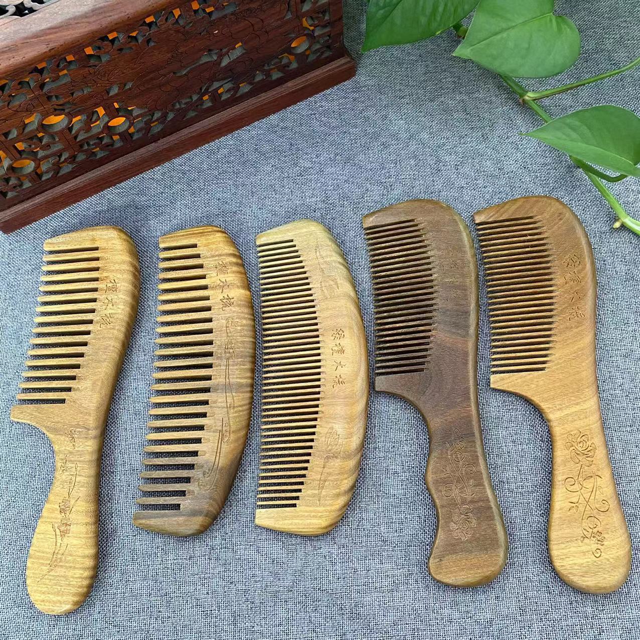 Green Sandalwood Household Comb Massage Carved Small Wooden Comb 