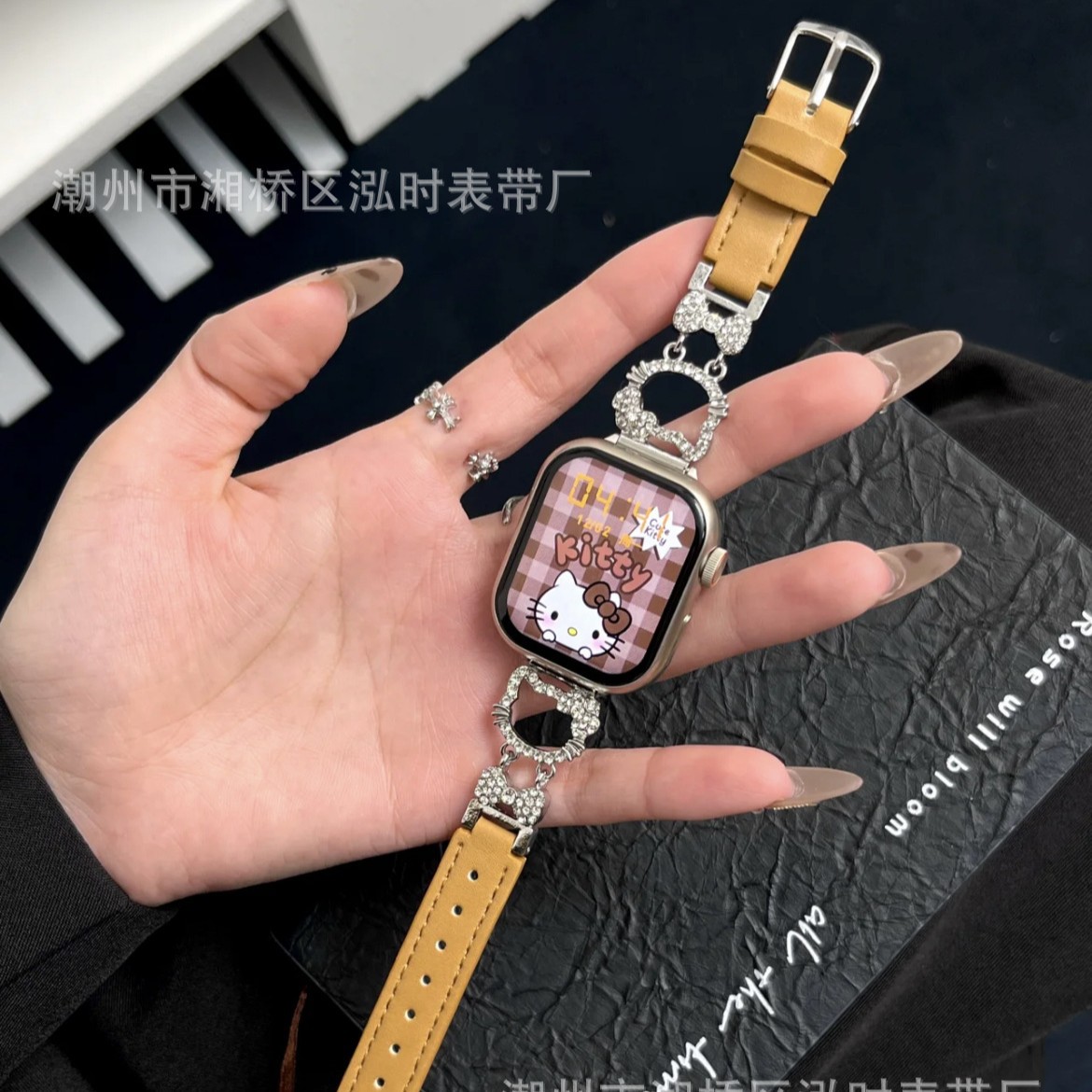 Suitable for Apple Watch 10/11 Hello Kitty Metal and Leather Strap Iwatch987 High-End Watch Strap