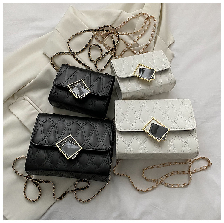 Fashion New Chain Shoulder Square Buckle Crossbody Small Square Bag display picture 2