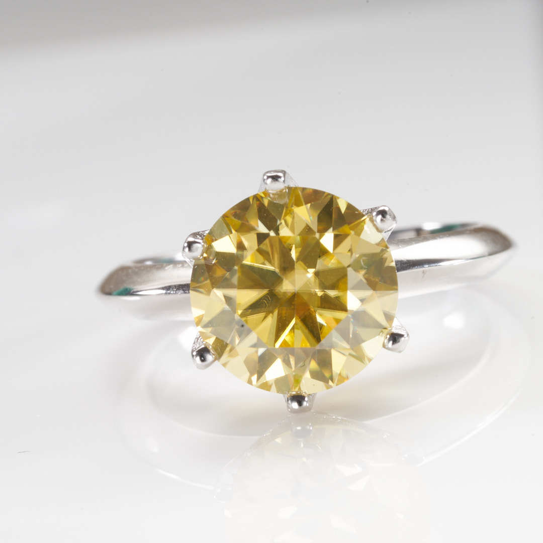 Anillo de diamante gris limón amarillo de color moissanita americana soporte al por mayor de un cabello