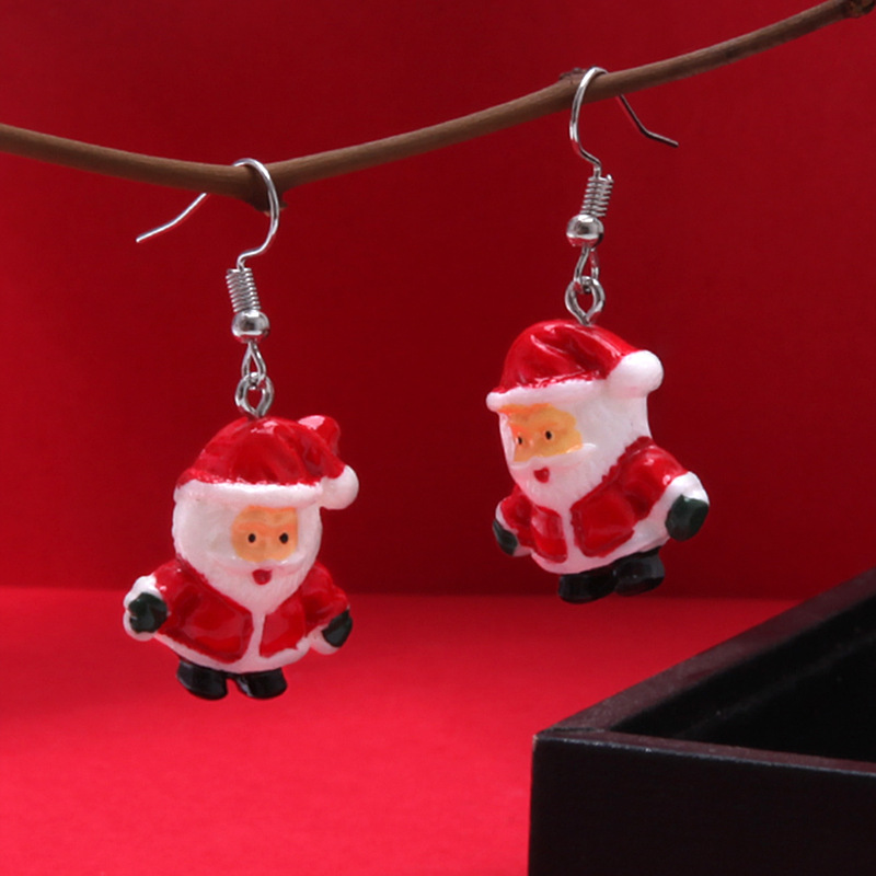 忙碌送礼的圣诞老人