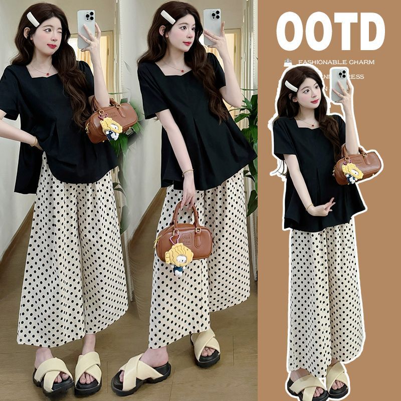 Maternity Set for Summer: Short-Sleeve Babydoll Top That Covers the Belly, Polka Dot Wide-Leg Pants, Trendy Mom Fashion Two-Piece Set