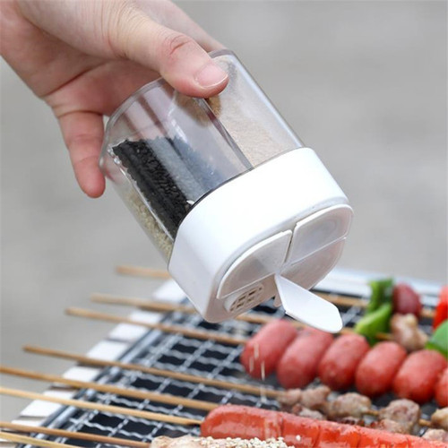 Four-compartment kitchen condiment bottle, Japanese-style condiment box with lid in carton, divided outdoor barbecue condiment bottle
