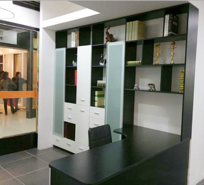 重庆圣尼菲尔美式中式展览柜 实木生态板柜体材料烤漆门展览柜 来