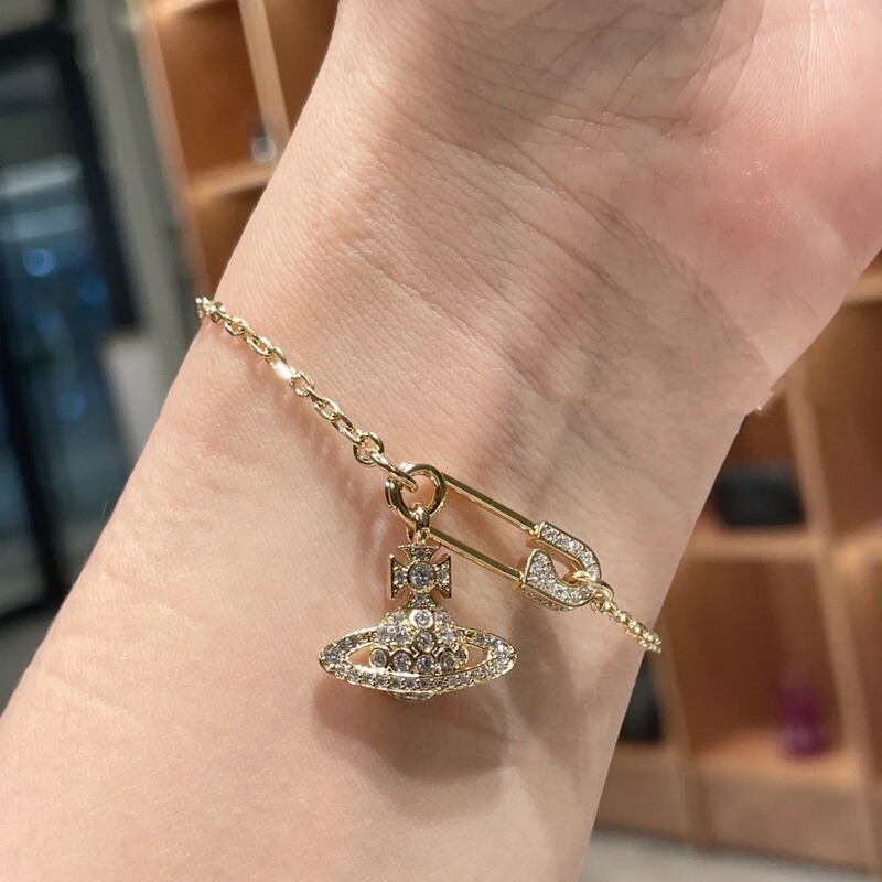 Empress Dowager Pin Saturn Bracelet Female Vivian Niche Design Sense Stacked Papers Bracelet Factory Direct Supply