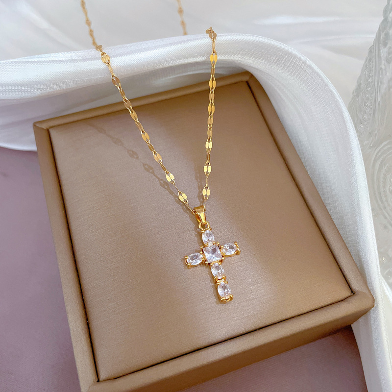 Fashion Cross Titanium Steel Copper Plating Inlay Zircon Pendant Necklace display picture 5