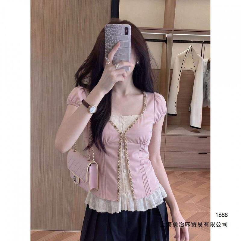 2026 Summer Plus Size Sweet Girly Style Pink V-Neck Lace Trim Gentle Elegant Women's Short Sleeve Faux Two-Piece Shirt 2026 Summer Plus Size Sweet Girly Style Pink V-Neck Lace Trim Gentle Elegant Women's Short Sleeve Faux Two-Piece Shirt