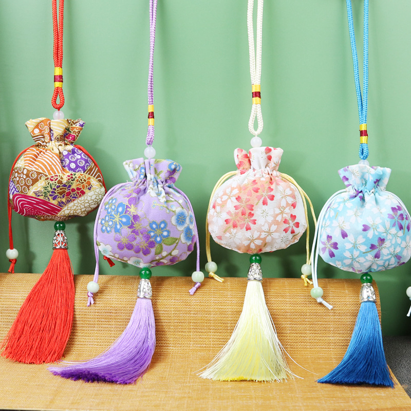 The new Dragon Boat Festival fragrance bag wholesale ancient style