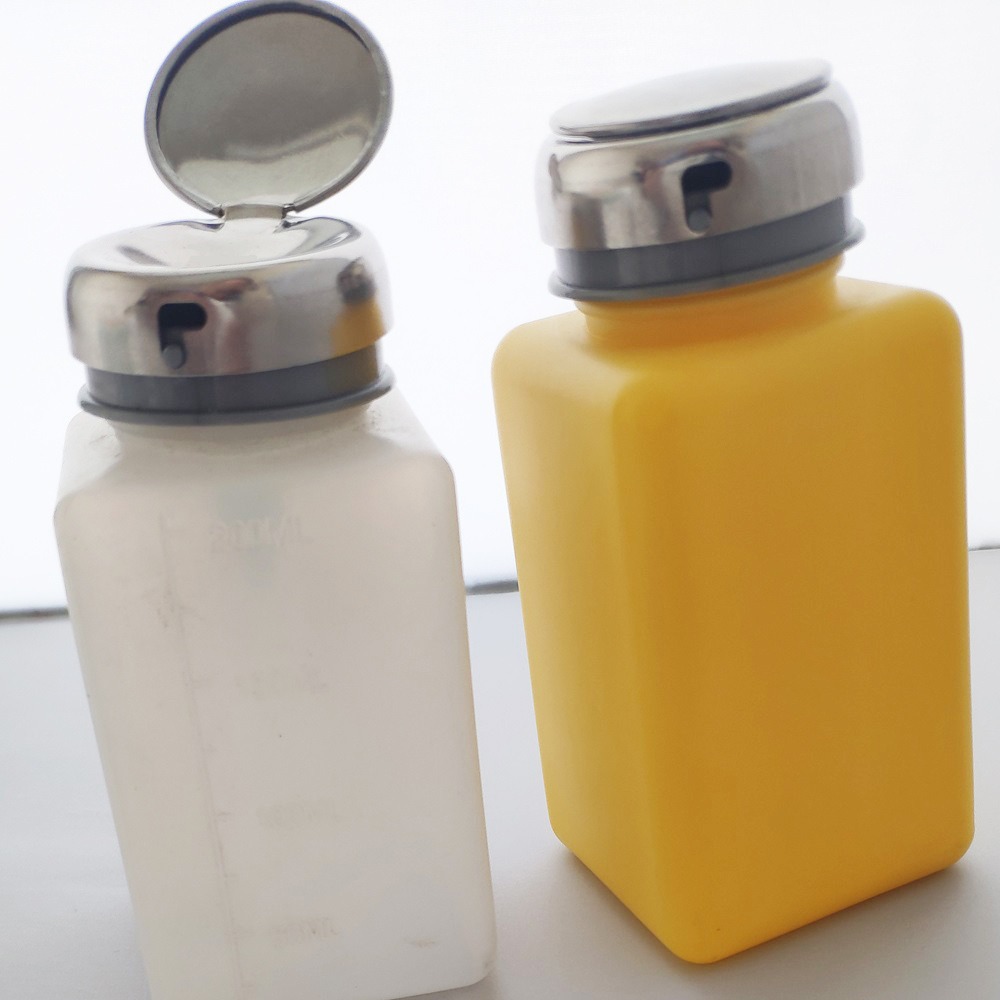 厂家供应化工液体分装瓶带锁酒精瓶，带锁塑料瓶，带锁头按压瓶