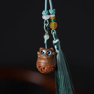 Green sandalwood wood carving vintage hollow Lotus Cat sachet accessories key chain mobile phone chain bag Car pendant with Chinese clothing