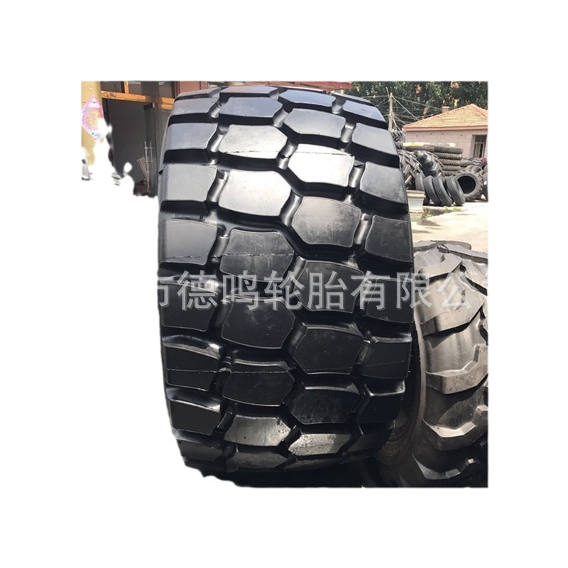 Suministro de fábrica cargador maquinaria de ingeniería neumático 875/65R29