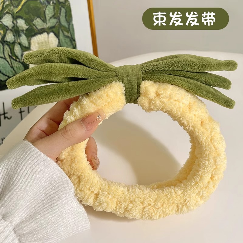 Banda de pelo de tres piezas para el lavado de cara de cangrejo diadema femenina banda de pelo de felpa Correa de muñeca de agua a prueba de humedad grutas de tocado de horquilla
