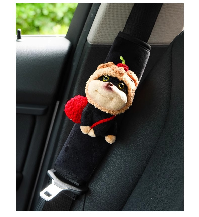 Car Seat Belt Shoulder Cover, Cute Car Doll Protective Cover, Car Interior Decoration Supplies, Creative Bee Dog