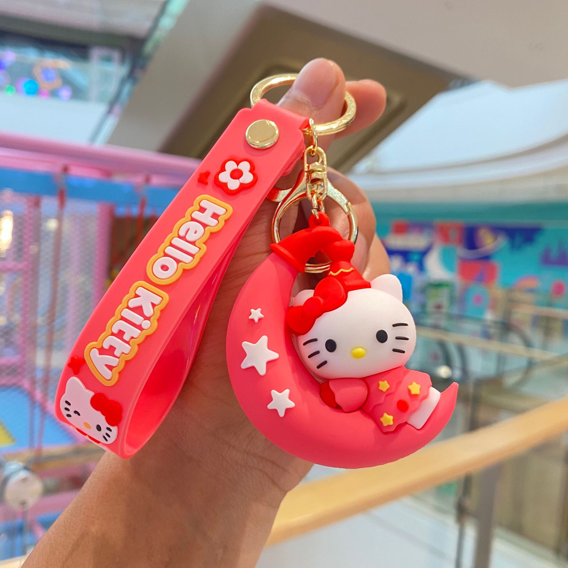 Sanrio sentada luna llavero melodía coolomi muñeca coche bolsa colgante muñeca máquina regalo al por mayor