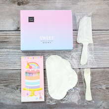 一次性生日派对餐具 彩色食品级塑料盒装云朵盘刀叉蛋糕餐具套装