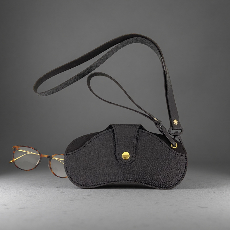 Street Trendy Halterneck Glasses Bag, Creative Pebbled Leather Glasses Bag, Manufacturer Promotional Ready-Made Glasses Bag Street Trendy Halterneck Glasses Bag, Creative Pebbled Leather Glasses Bag, Manufacturer Promotional Ready-Made Glasses Bag