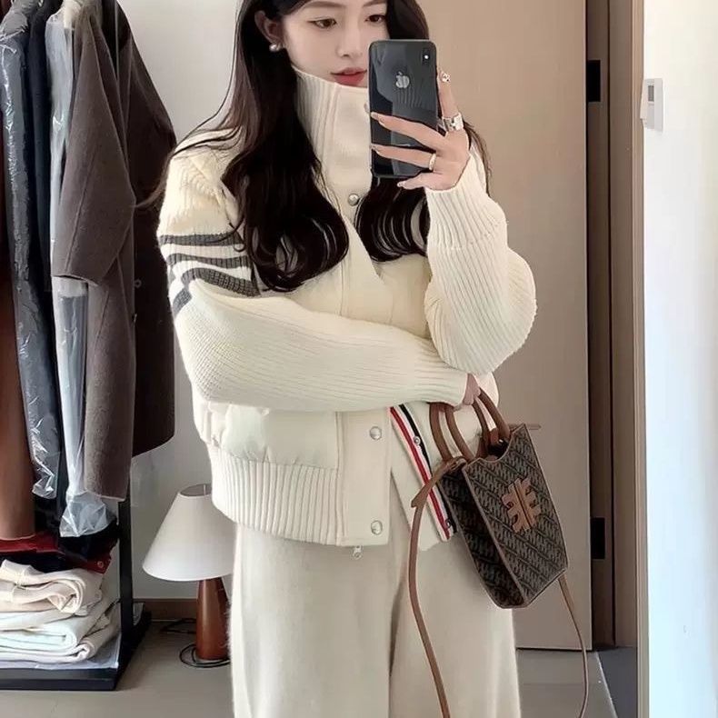 冬季新款运动韩版宽松短款立领女士加厚保暖纽扣纯色针织|undefined