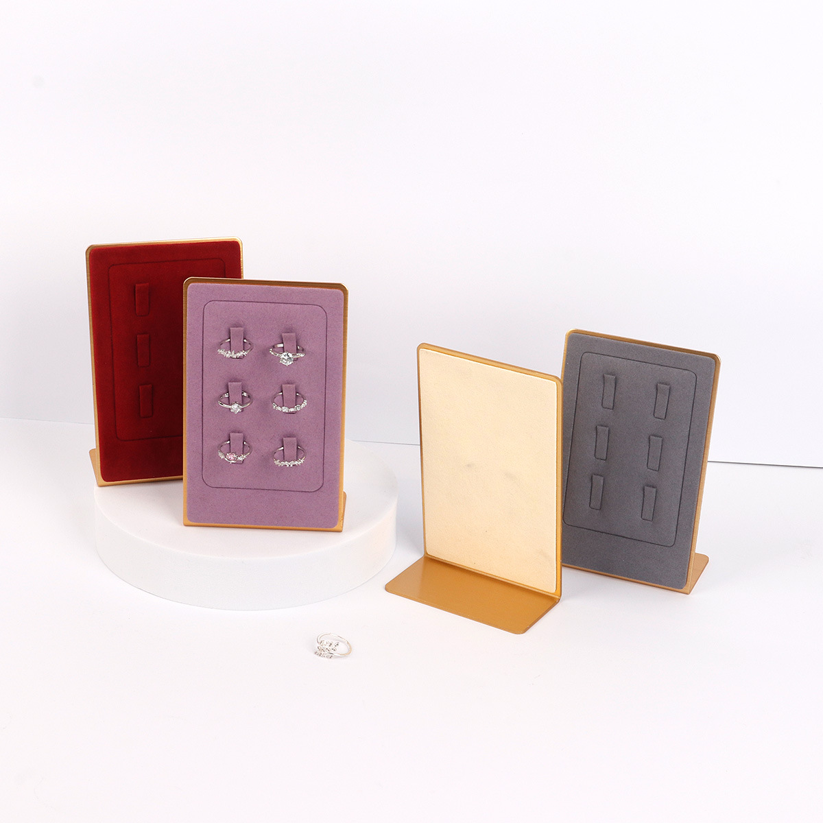 ��ָչʾ�ܽ����������������鱦��Ʒ���е���ins����������L��