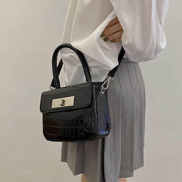 Women's Medium Pu Leather Solid Color Elegant Lock Clasp Crossbody Bag display picture 6