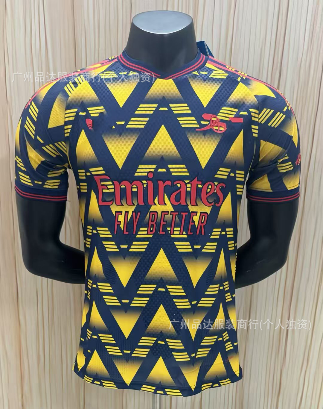 Camiseta de Uniforme de Fútbol Temporada 2526, Versión Jugador del Real Madrid, Edición Especial Selección Nacional, Versión Aficionado, La Liga