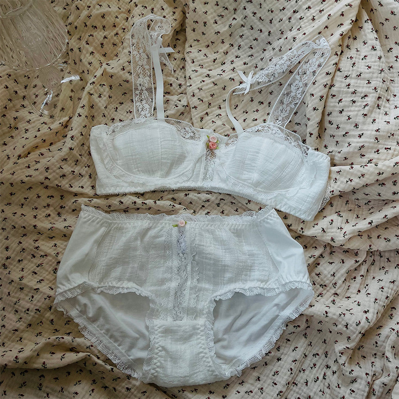 Bowknot Tube Top Bra Set Wholesale Student Milk Silk Lace Underwear Cotton with Chest Pads Sweet and Cute Style Bowknot Tube Top Bra Set Wholesale Student Milk Silk Lace Underwear Cotton with Chest Pads Sweet and Cute Style