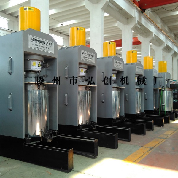 冷元宝枫油杏仁油设备   聚民牌真实60mpa液压榨油机厂家