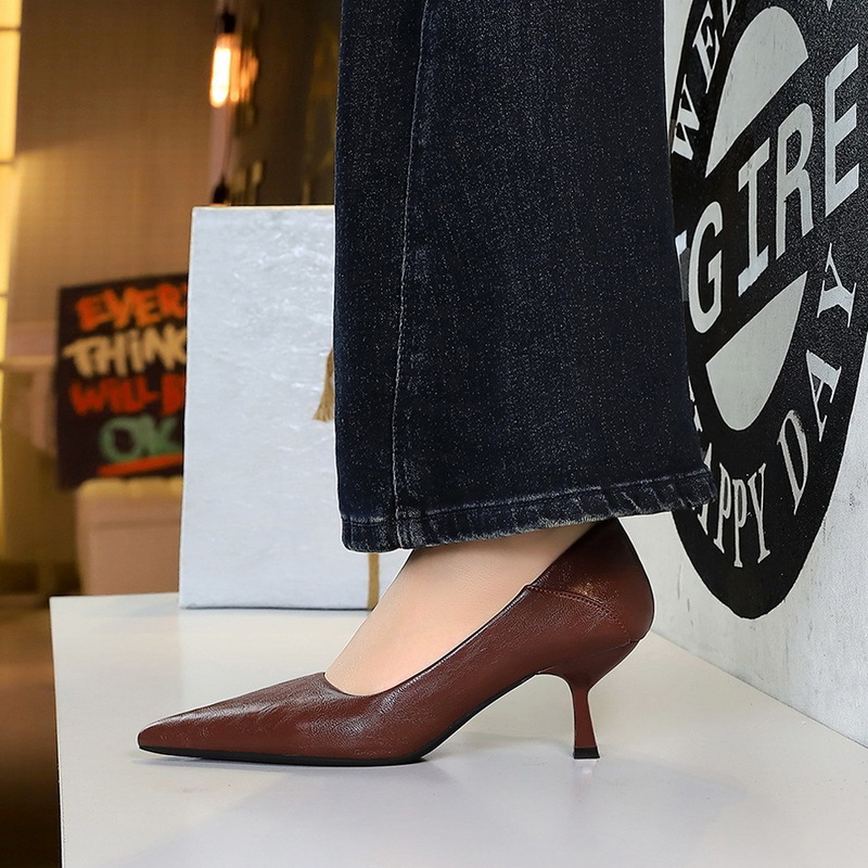 6092 European and American Style Fashionable Sexy High Heels for Women Spring & Fall Pointed Toe Shallow Mouth Kitten Heel Elegant Flats Comfortable and Versatile