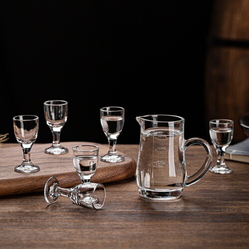 Green apple white wine cup glass wine cup household small one-cup 2-liang liquor bullet wine cup wine divider set