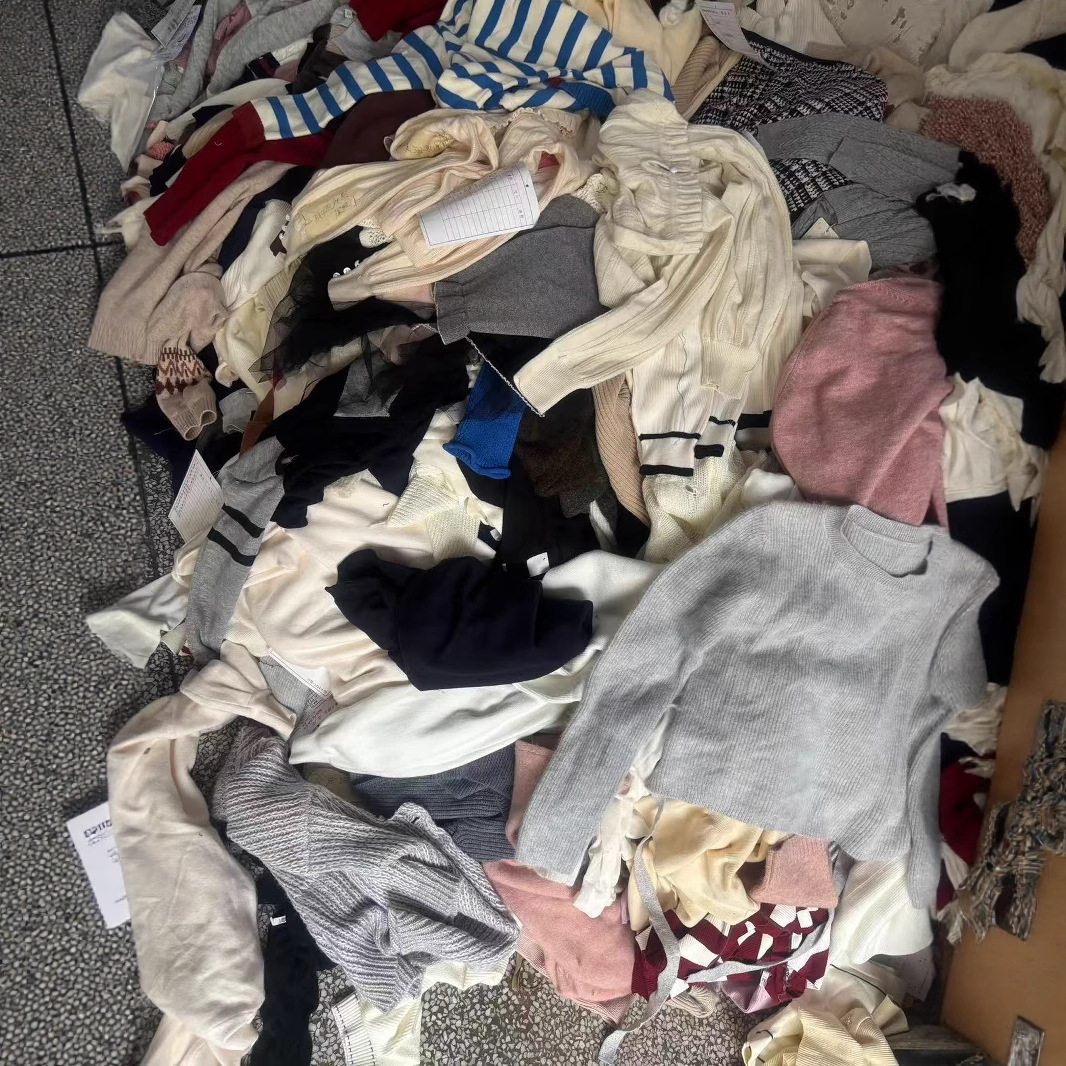 韩系穿搭高级感超好看卫衣女2023秋季清仓慵懒风圆领套头卫衣女