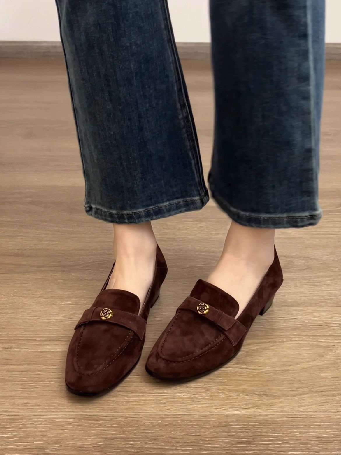 Retro French Camellia Loafers For Women 14 O1CN0125E5lK22u2S9umNpA !!2219388187179 0 cib