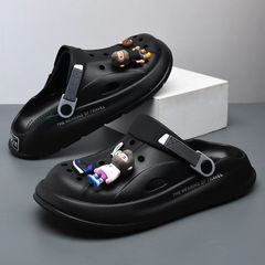Men's 2023 New Holeshoes with Thick Sole, Non-slip, and Comfortable Surface for Outdoor and Beach Wear, Anti-odor, and Caped Two-way Slippers