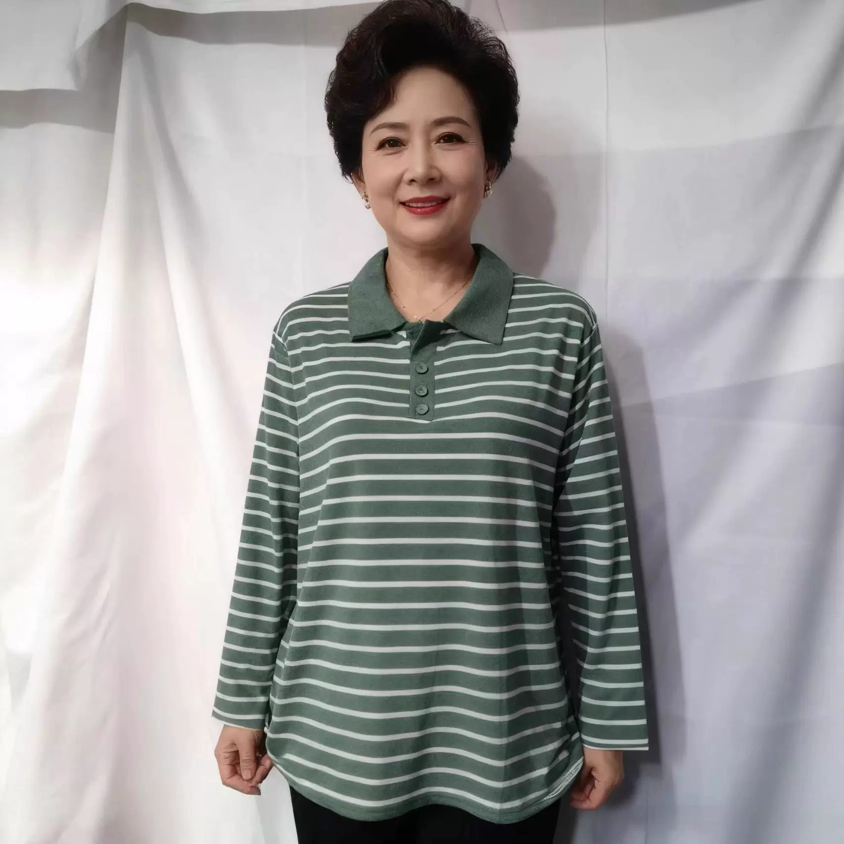 秋冬款翻领德绒条纹长袖T恤中老年女装妈妈装宽松休闲上衣打底衫