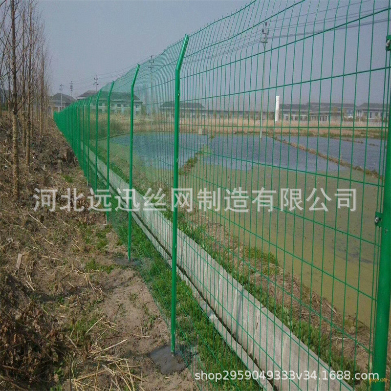 双边丝护栏网 高速公路护栏网 铁丝护栏网隔离防护养殖双边丝护栏