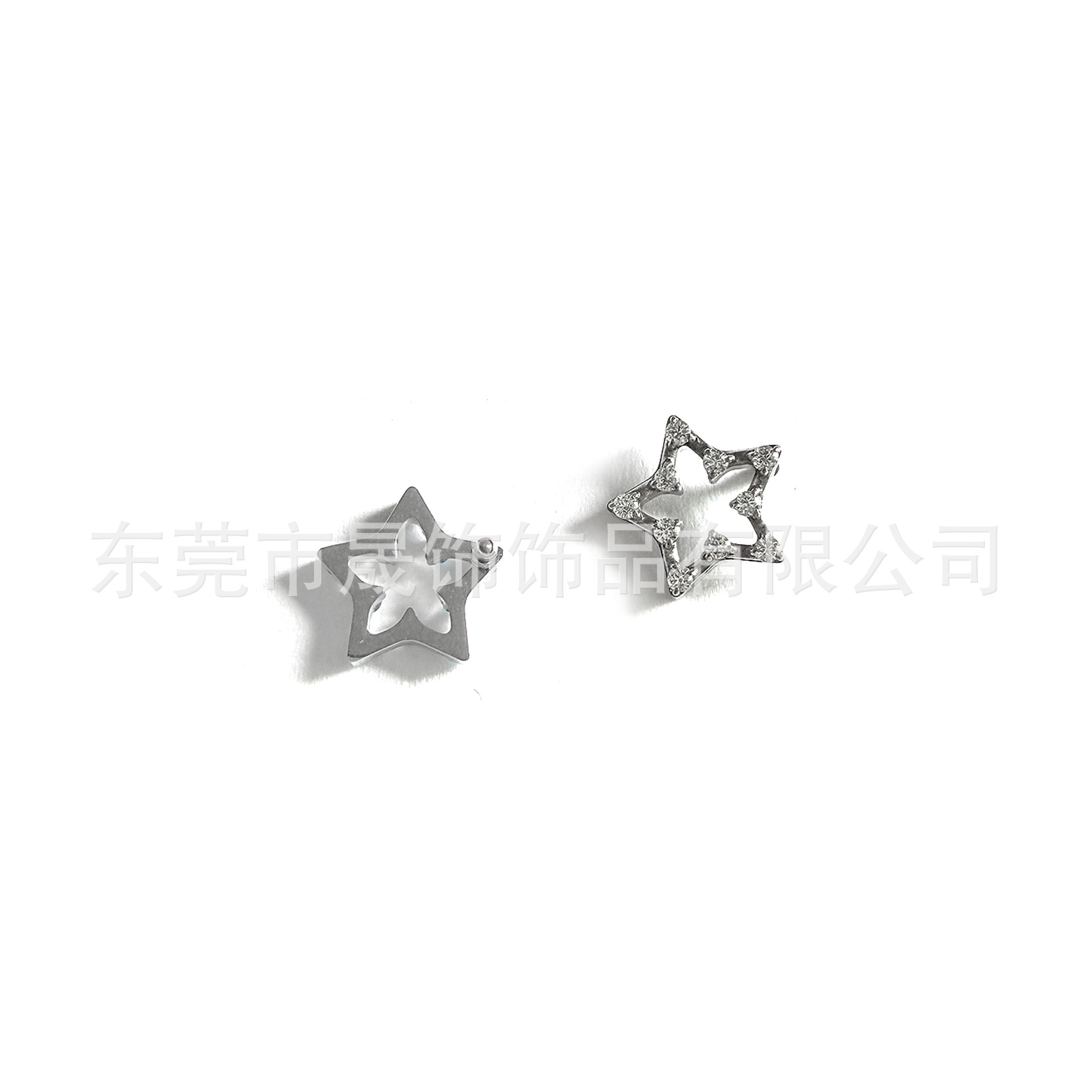 F136 Titanium Alloy Openwork 五角 Star Ear Stud Studded 5A Cubic Zirconia Helix Cartilage Stud G23 Titanium Internal Thread Piercing Jewelry