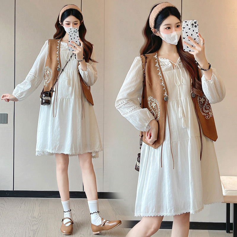 Real Shot—2025 New Autumn and Winter Long-Sleeved Sweet and Cute Maternity Dress + Vest Two-Piece Set