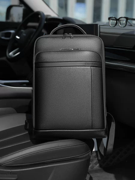 Backpack Men's Business Style Portable First-Layer Cowhide Backpack Travel Laptop Bag Genuine Leather Men's Bag